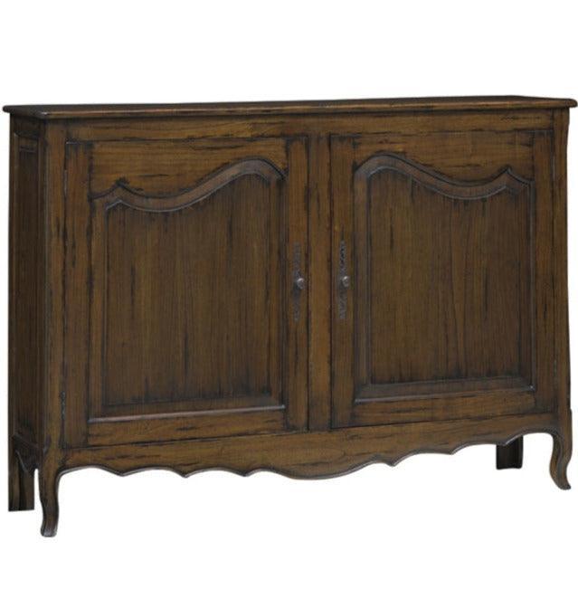 Credenza tradizionale francese in stile country