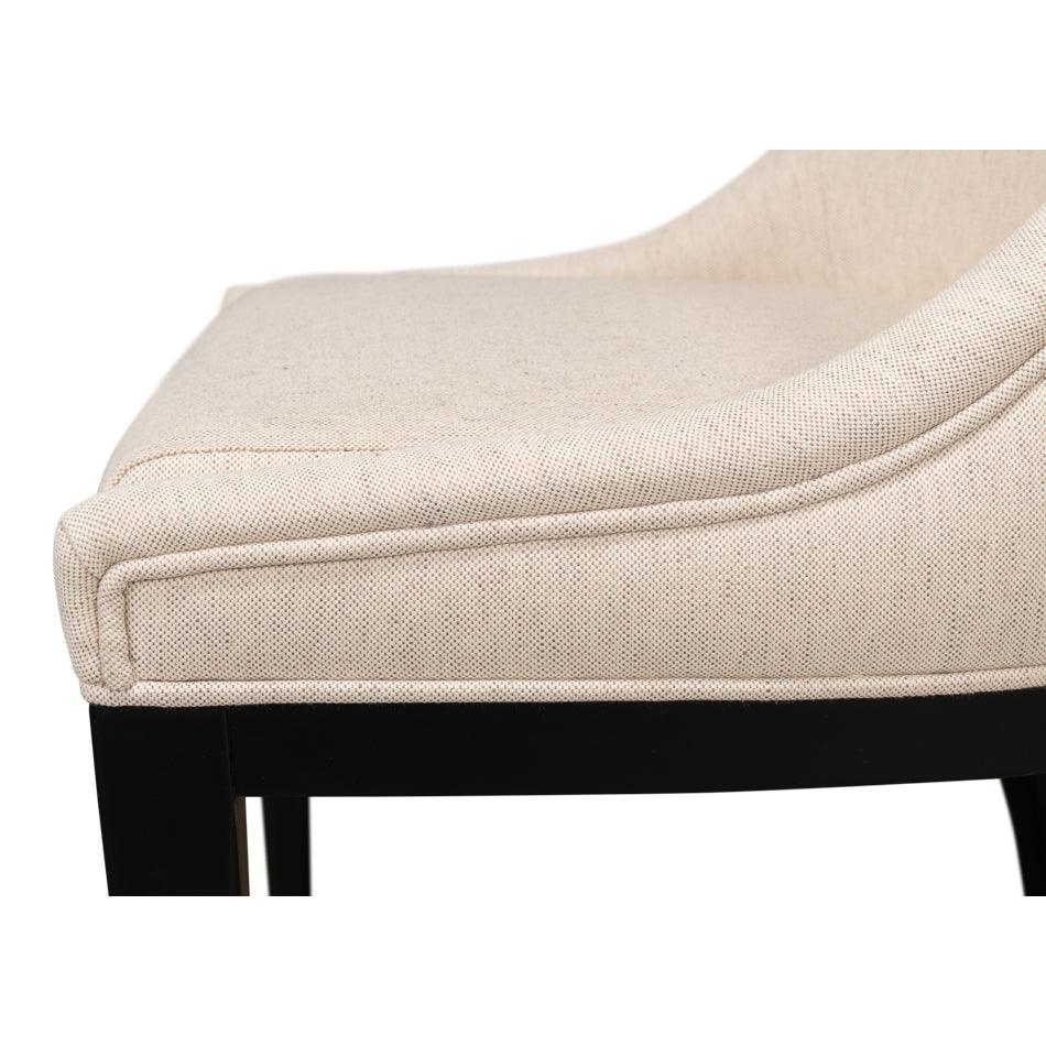 Sedia da pranzo con schienale a sbalzo di transizione